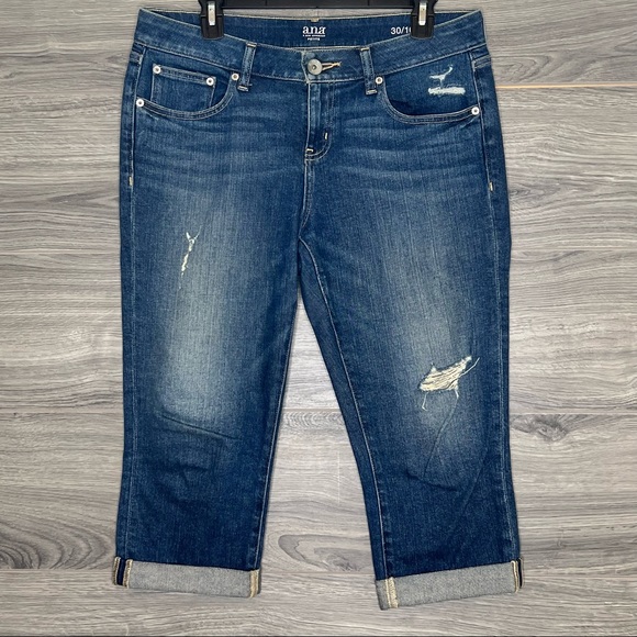 Ana Petite Capri Distressed Womens Size 